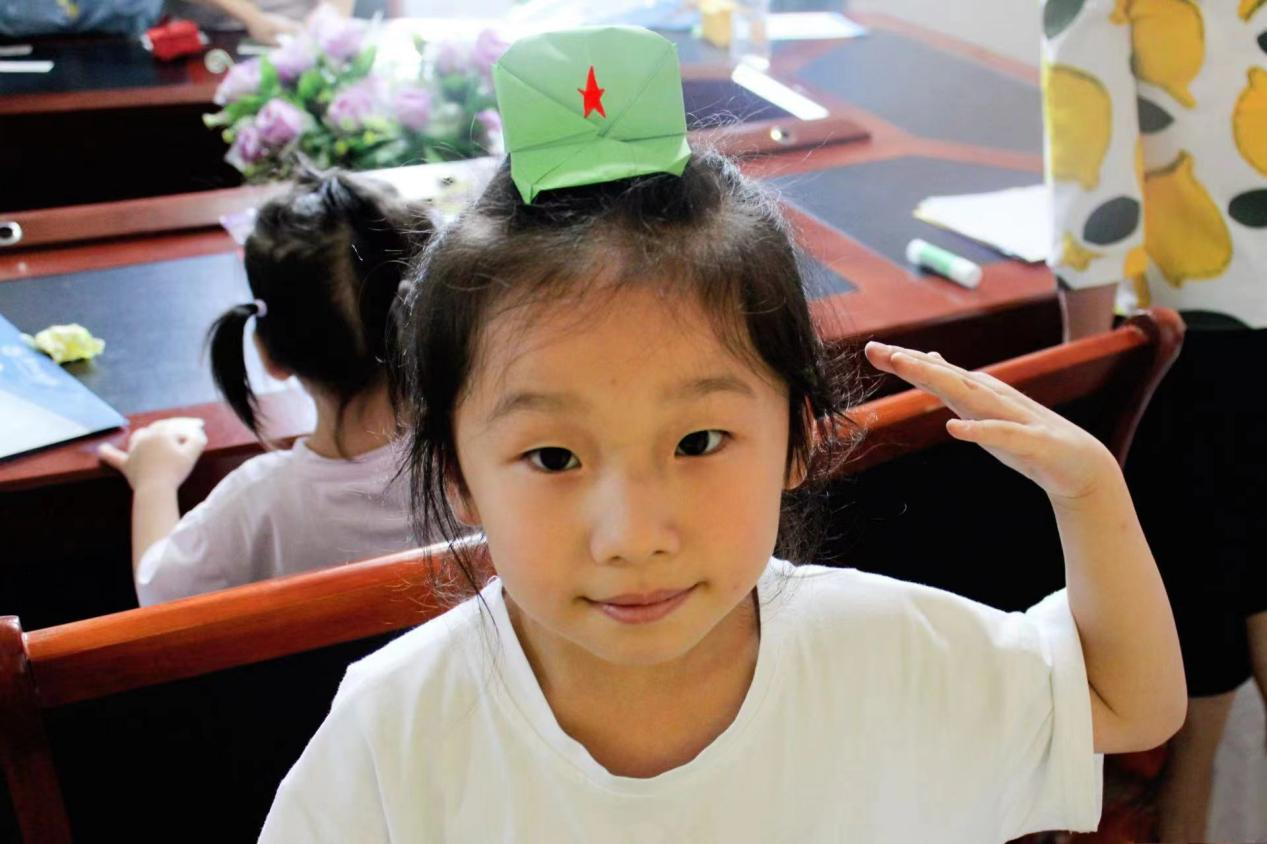 WilliamHill中文官方网站“追风青年”走进田间地头