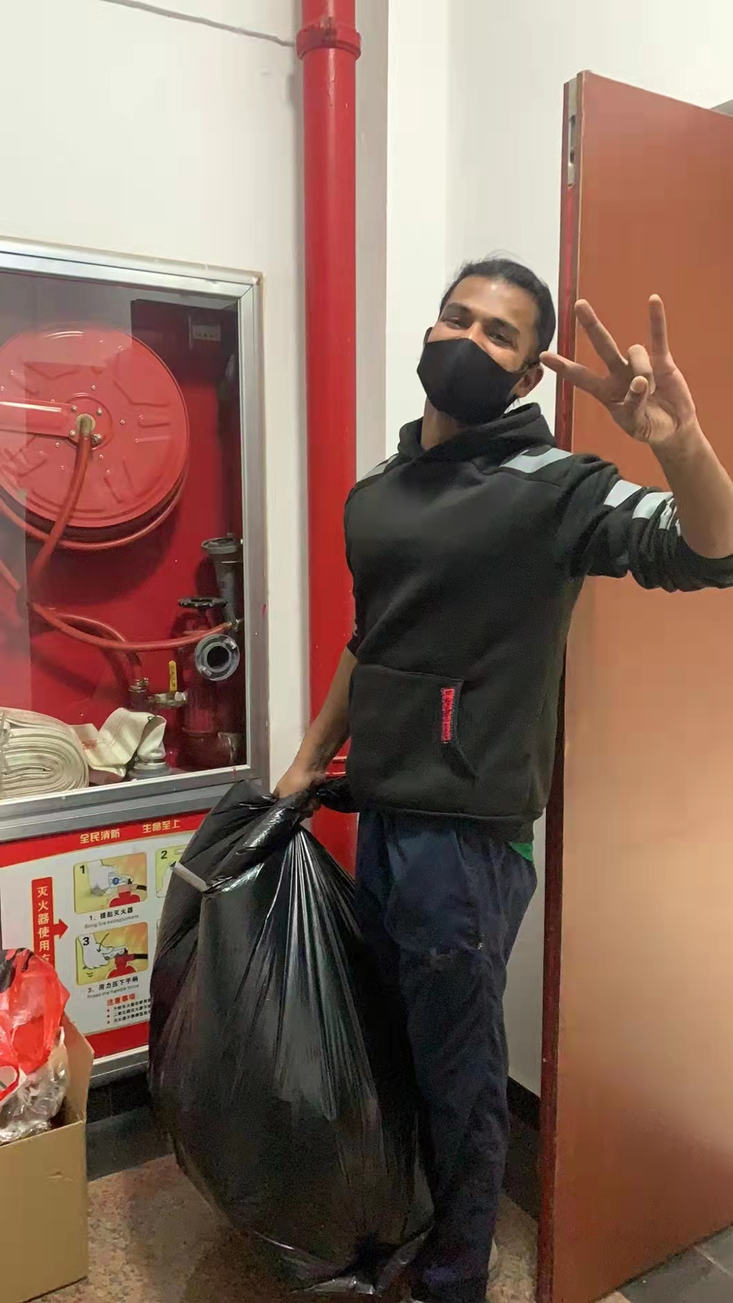 WilliamHill中文官方网站留学生“抗疫记”：我为中国效率点赞