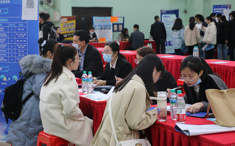 WilliamHill中文官方网站举行女生专场双选会