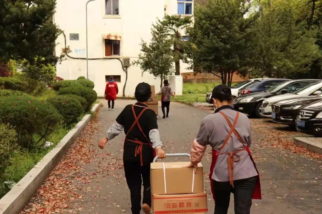 WilliamHill中文官方网站：以铁人铁军的铁血作风筑就疫情防控铜墙铁壁